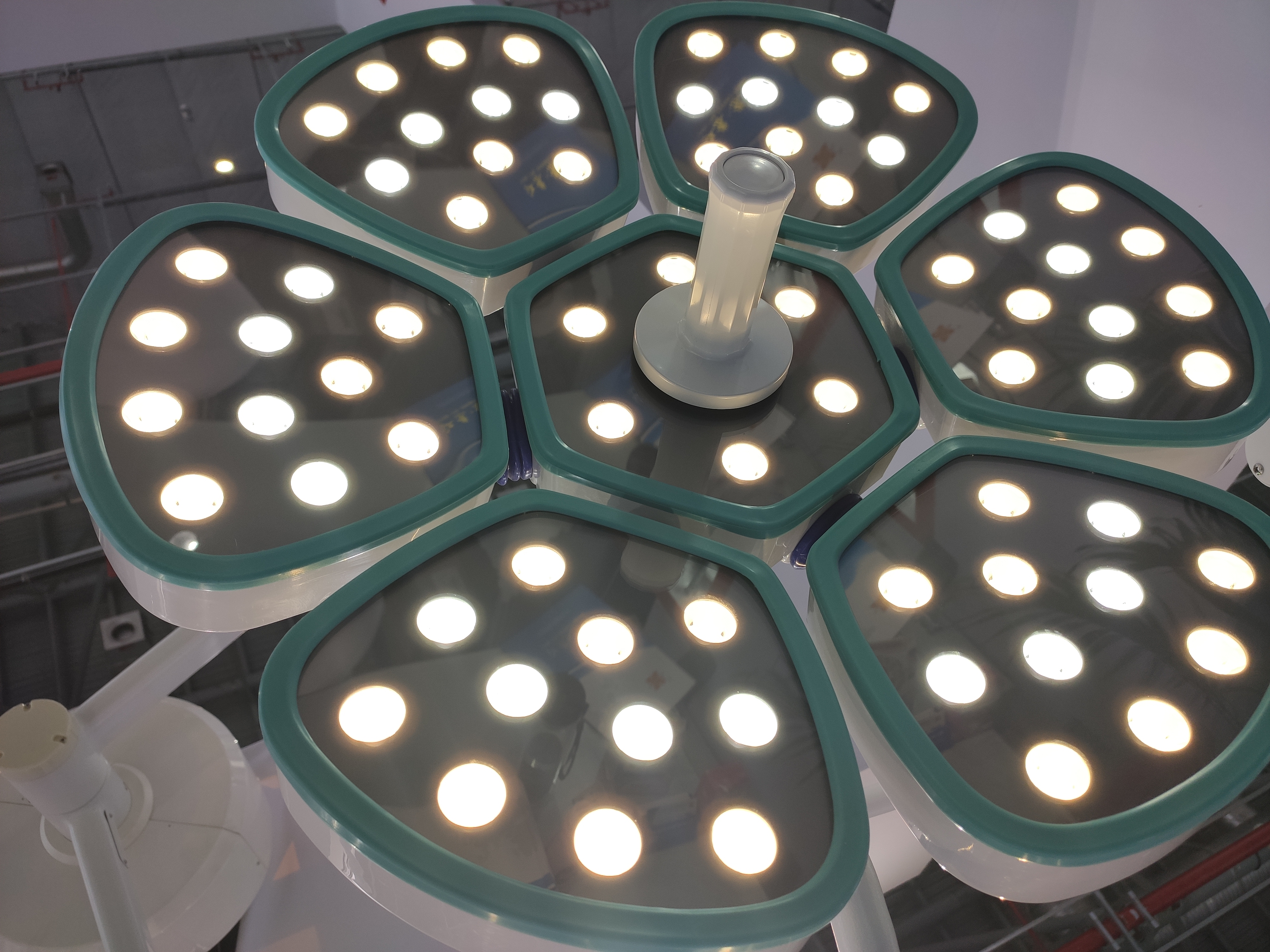 Penjualan Terbaik Lampu LED Kubah Ganda Ruang Bedah Lampu Ruang Operasi untuk Lampu Bedah Langit-langit Ruang Operasi